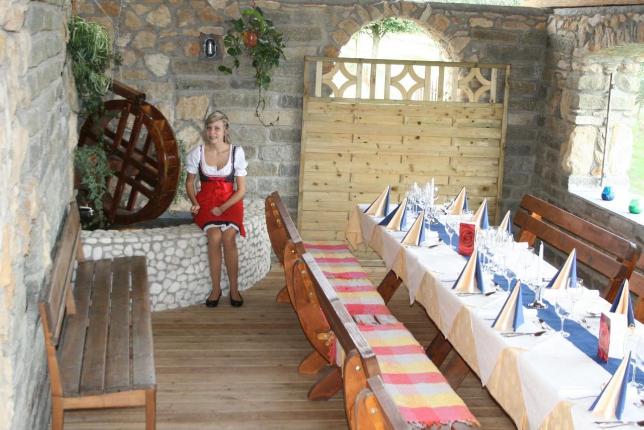 Landhotel Erhardt 바트월터스도 외부 사진